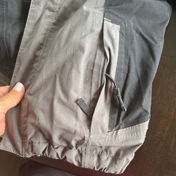 The North Face Kids 2 in 1 Hyvent Jacket - Picture 10 of 10